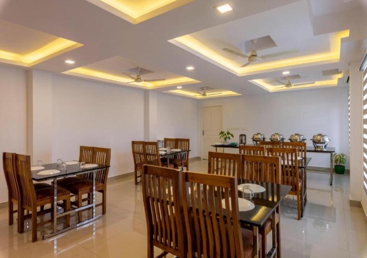 Hotel Airport Avenue Plaza Nedumbassery Exterior foto