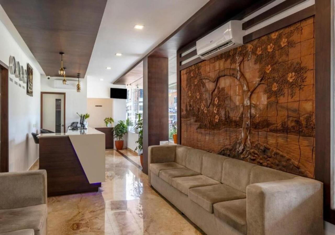 Hotel Airport Avenue Plaza Nedumbassery Exterior foto